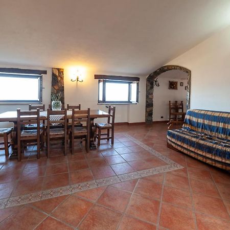 Azienda Agrituristica Le Terre Di San Leonardo سترارو المظهر الخارجي الصورة