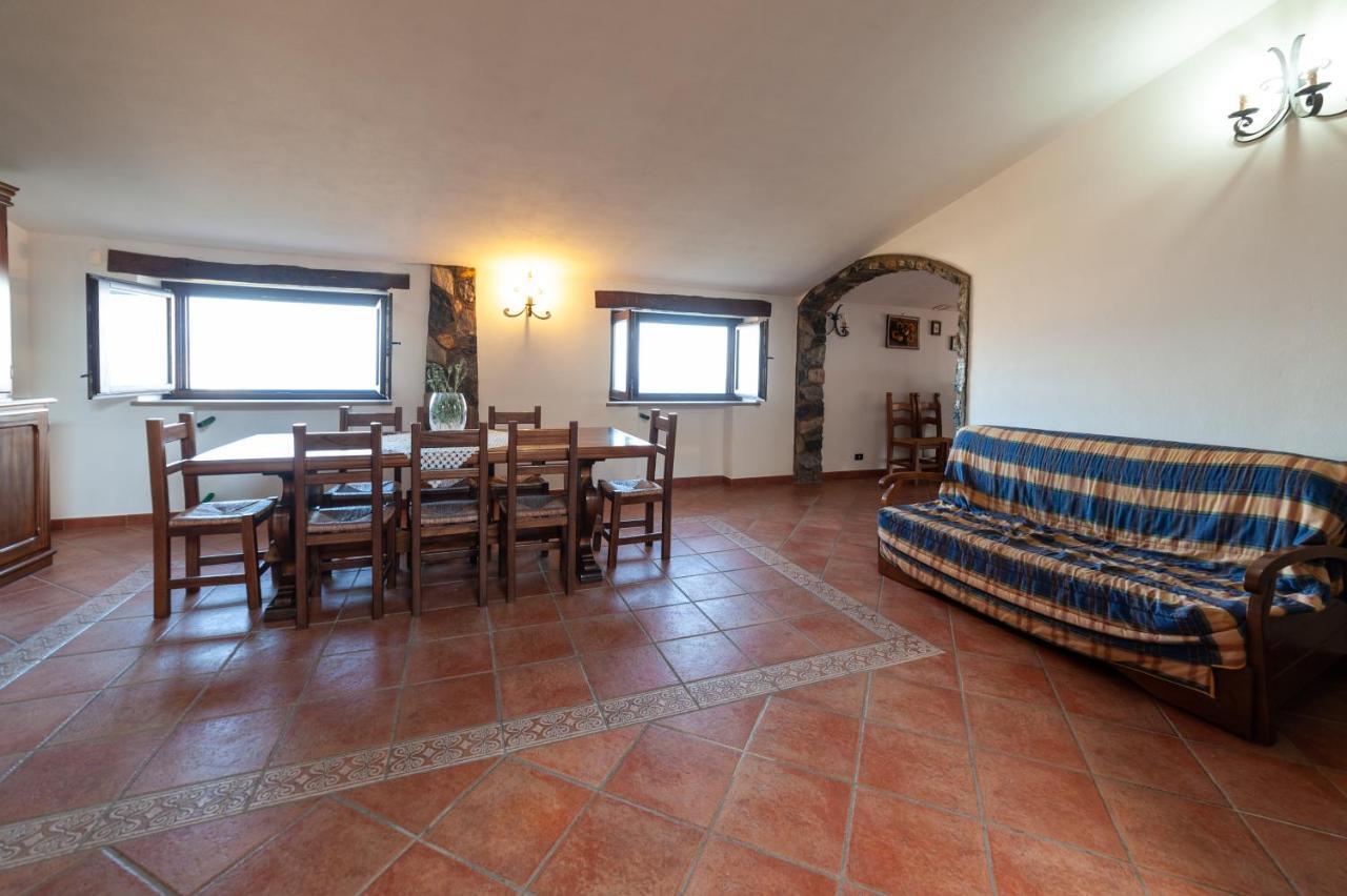 Azienda Agrituristica Le Terre Di San Leonardo سترارو المظهر الخارجي الصورة